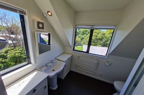 Photo of property in 18a Mclellan Place, Ilam, Christchurch, 8041