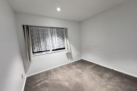 Photo of property in 13 Meritage Lane, Te Atatu South, Auckland, 0610