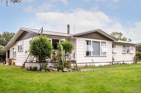 Photo of property in 16a Clifton Avenue, Carterton, 5713