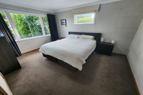 Photo of property in 4 Dorset Crescent, Hokowhitu, Palmerston North, 4410