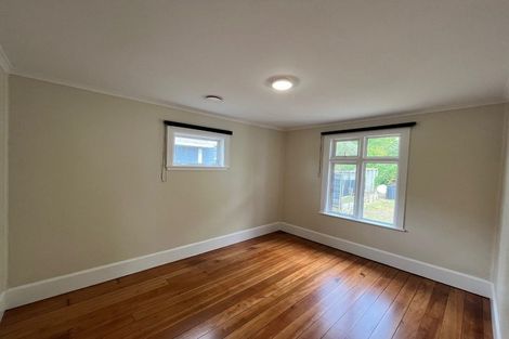 Photo of property in 28 Bridge Street, Rongotai, Wellington, 6022