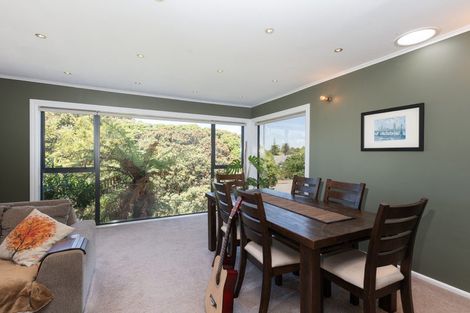 Photo of property in 40 Kapiti Crescent, Titahi Bay, Porirua, 5022