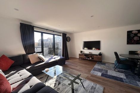 Photo of property in 10 Orongomai Street, Wallaceville, Upper Hutt, 5018