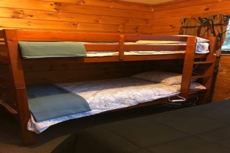 Photo of property in 32 Mackenzie Street, National Park, Owhango, 3989