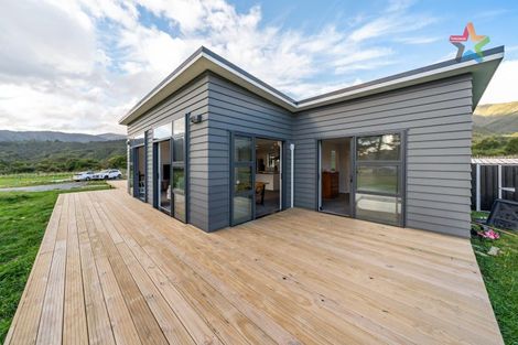 Photo of property in 9 Turksma Lane, Kaitoke, 5018