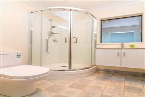 Photo of property in 21 Skelligs Drive, Flat Bush, Auckland, 2019