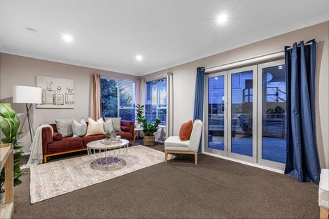 Photo of property in 184 Conclusion Street, Ascot Park, Porirua, 5024