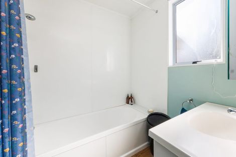 Photo of property in 25 Dahlstrom Grove, Kelvin Grove, Palmerston North, 4414