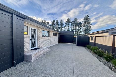 Photo of property in 22 Matipo Place, Edgecumbe, 3120