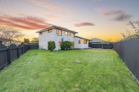 Photo of property in 8 Langham Place, Redwood, Christchurch, 8051