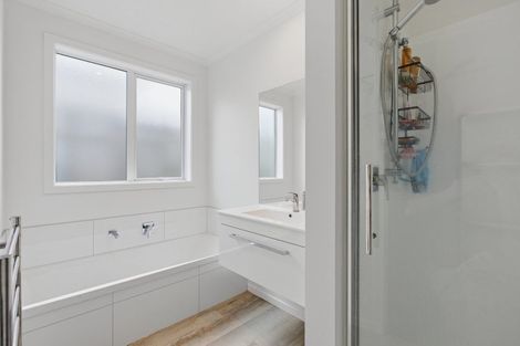 Photo of property in 50a Puhirake Crescent, Pyes Pa, Tauranga, 3112