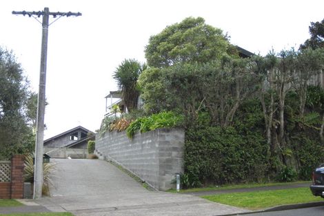 Photo of property in 9 Rimu Street, Strandon, New Plymouth, 4312