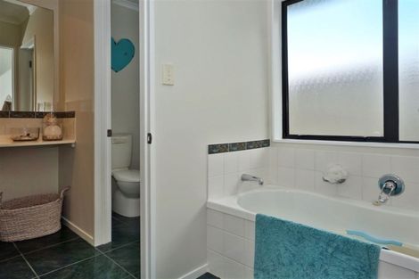 Photo of property in 12 Kiokio Place, Maketu, Te Puke, 3189