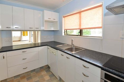 Photo of property in 43a Centreway Road, Orewa, 0931