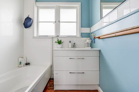 Photo of property in 23 Darley Street, Maeroa, Hamilton, 3200