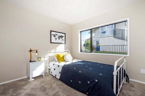 Photo of property in 25a Arrow Road, Forrest Hill, Auckland, 0620