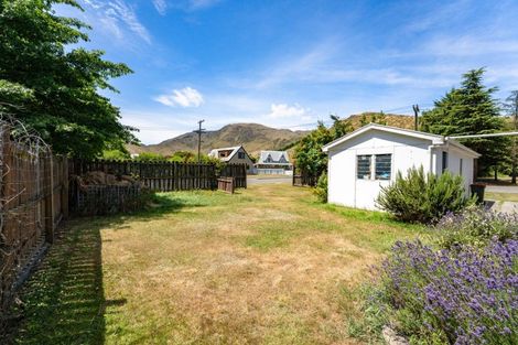 Photo of property in 2 Park Lane, Omarama, 9412