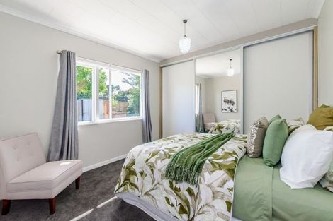 Photo of property in 1 Hadfield Place, Paraparaumu Beach, Paraparaumu, 5032