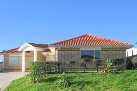 Photo of property in 6 Fleetwood Drive, Henderson, Auckland, 0612