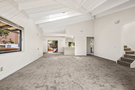Photo of property in 30a Laurence Street, Manly, Whangaparaoa, 0930