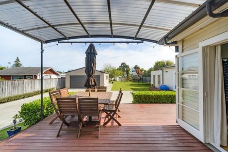 Photo of property in 126 High Street, Bulls, 4818