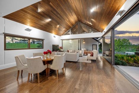 Photo of property in 62 Foster Road, Kumeu, 0891