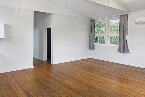 Photo of property in 623a Swanson Road, Swanson, Auckland, 0612