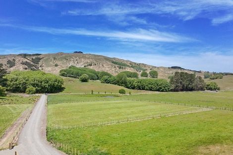 Photo of property in 2538 Kahuranaki Road, Elsthorpe, Havelock North, 4295
