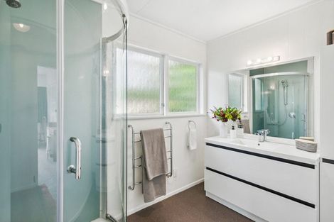 Photo of property in 4 Sylvan Avenue, Waikanae, 5036