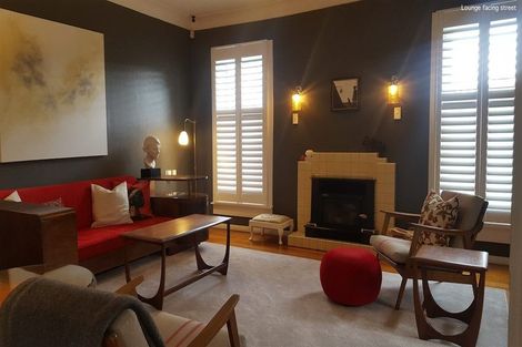 Photo of property in 3 Mckenzie Terrace, Carterton, 5713