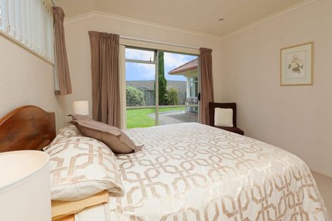 Photo of property in 32 Highfields Terrace, Henderson, Auckland, 0612