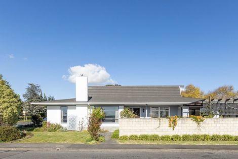 Photo of property in 14 Durham Drive, Havelock North, 4130