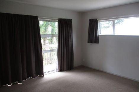 Photo of property in 2065a East Coast Road, Stillwater, Silverdale, 0993