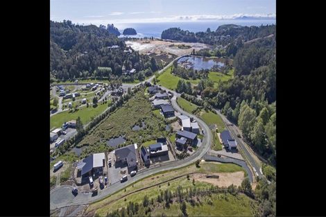 Photo of property in 13 Kahu Close, Kaiteriteri, Motueka, 7197