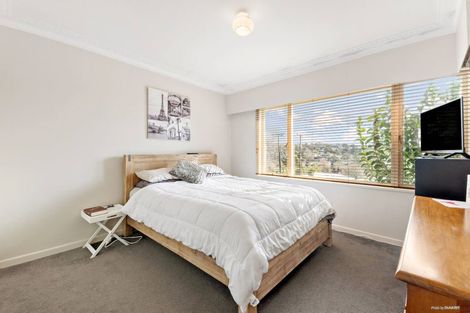 Photo of property in 1/8 Alexander Avenue, Torbay, Auckland, 0630