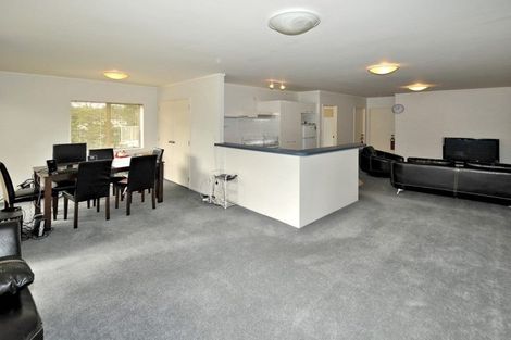Photo of property in The Haven, 23/120 Beach Haven Road, Beach Haven, Auckland, 0626