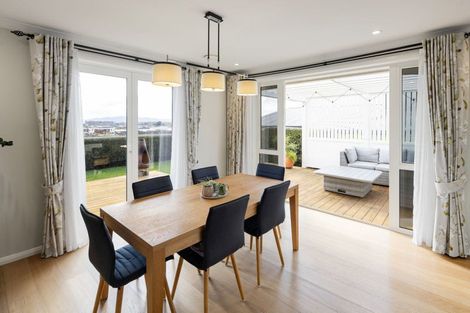 Photo of property in 21 Longbow Terrace, Flagstaff, Hamilton, 3210