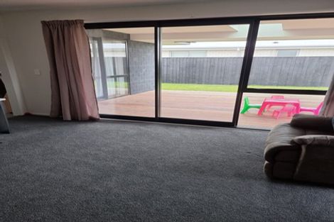 Photo of property in 30 Sandhurst Drive, Rolleston, 7615