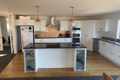 Photo of property in 2 Yelverton Place, Huntsbury, Christchurch, 8022