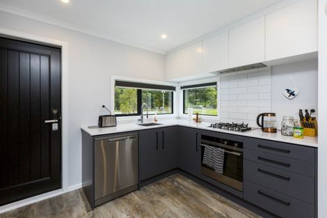 Photo of property in 42 Dahl Drive, Wallaceville, Upper Hutt, 5018