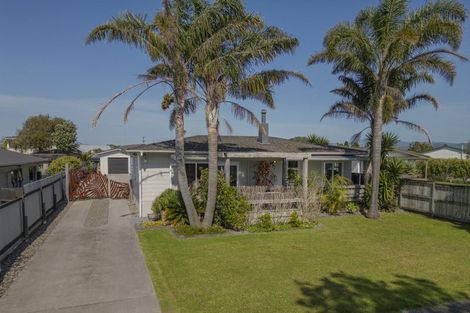 Photo of property in 14 School Road, Whitianga, 3510