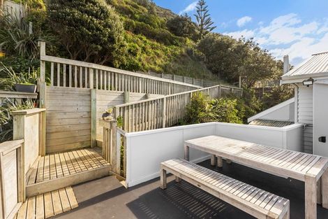 Photo of property in 134 Owhiro Bay Parade, Owhiro Bay, Wellington, 6023