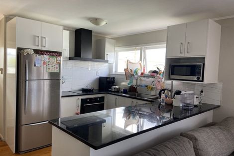 Photo of property in 33 Royston Street, Rosehill, Papakura, 2113