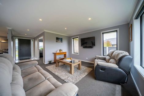 Photo of property in 27 Orbell Crescent, Te Anau, 9679