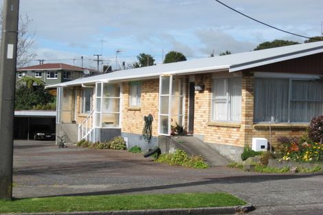 Photo of property in 2/22 Hua Street, Bell Block, New Plymouth, 4312