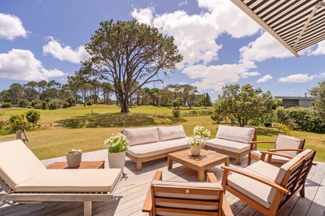 Photo of property in 111 Benjamin Place, Matarangi, Whitianga, 3592