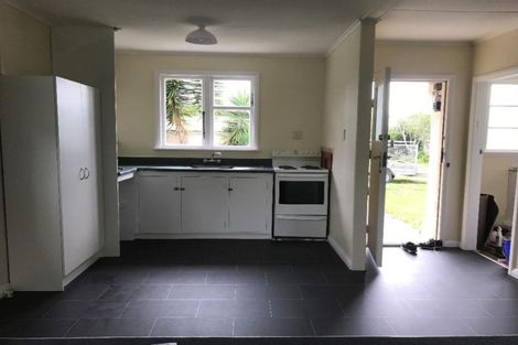 Photo of property in 32 Park Street, Foxton, 4814