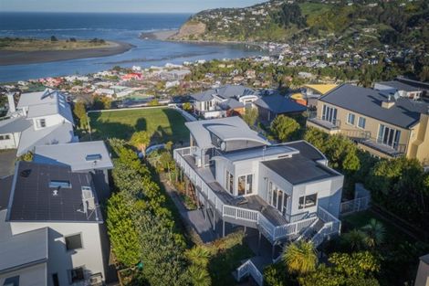 Photo of property in 5 Dunkeld Lane, Redcliffs, Christchurch, 8081