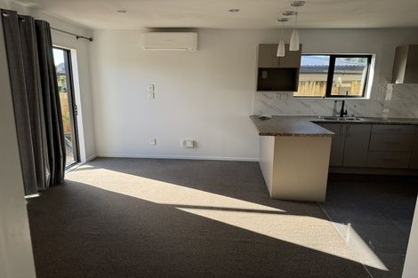 Photo of property in 26 Nile Road, Kelston, Auckland, 0602