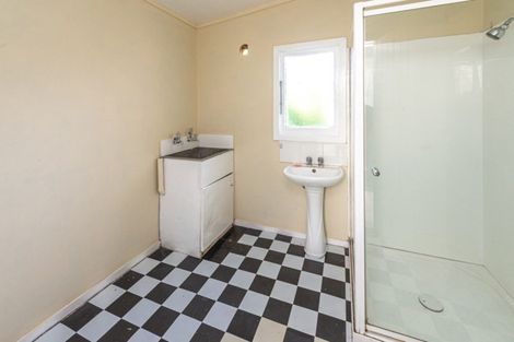 Photo of property in 71 Alma Road, Gonville, Whanganui, 4501